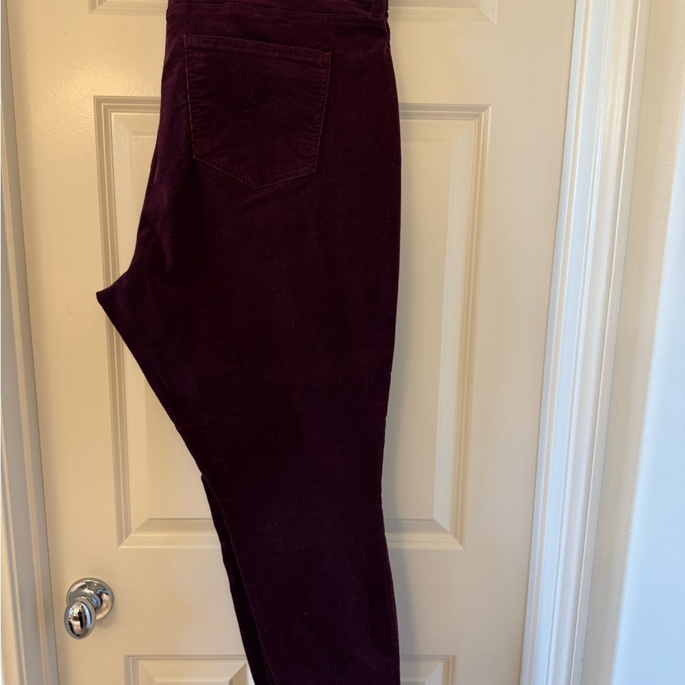 Kut from the Kloth Maroon Corduroy Skinny Jeans - Picture 4 of 9